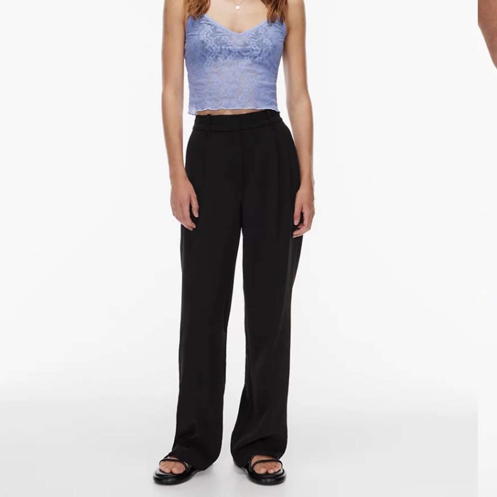 ❌SOLD❌Aritzia Wilfred effortless pants 00 short length